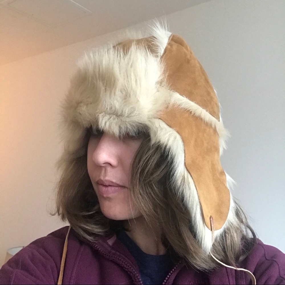 Banana Republic real shearling hat
